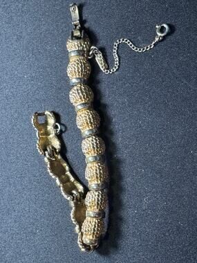 Monet Gold Tone Close over Clasp with Safety Clasp Bracelet 6.75in